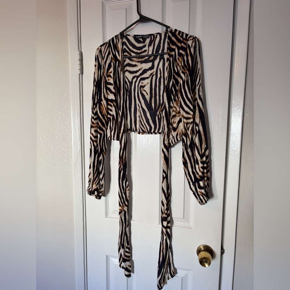 SHEIN Black and Cream Animal Print Top